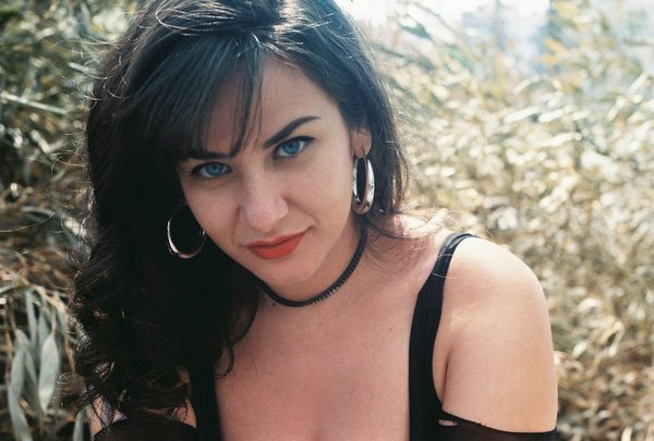 How Does Climate Influence UK Women's Fashion Choices?